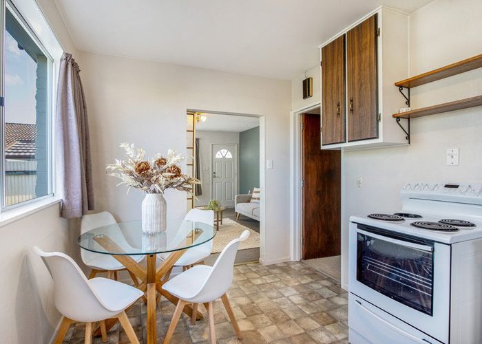  at 4/46 Fairfield Avenue, Addington, Christchurch