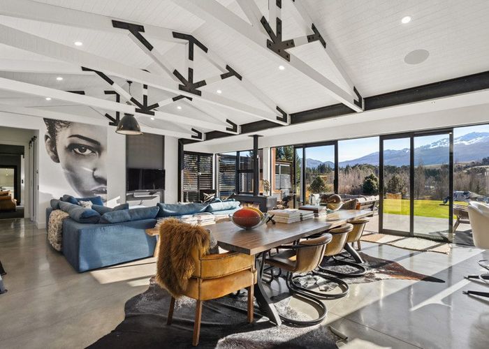  at 52 Threepwood Road, Lake Hayes, Queenstown-Lakes, Otago