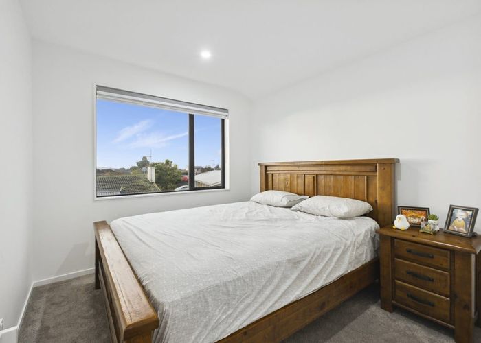  at 43F Beach Road, Pahurehure, Papakura, Auckland