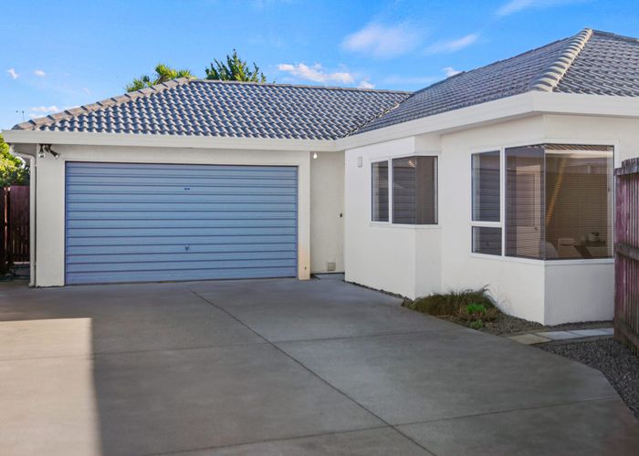  at 2/78 Inwoods Road, Parklands, Christchurch City, Canterbury