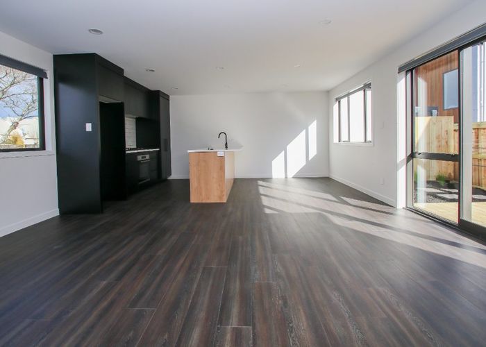  at 2/24 Campbell Street, Frankton, Hamilton, Waikato