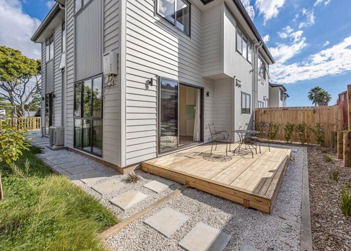  at 165 A & C Everglade Drive, Totara Heights, Manukau City, Auckland