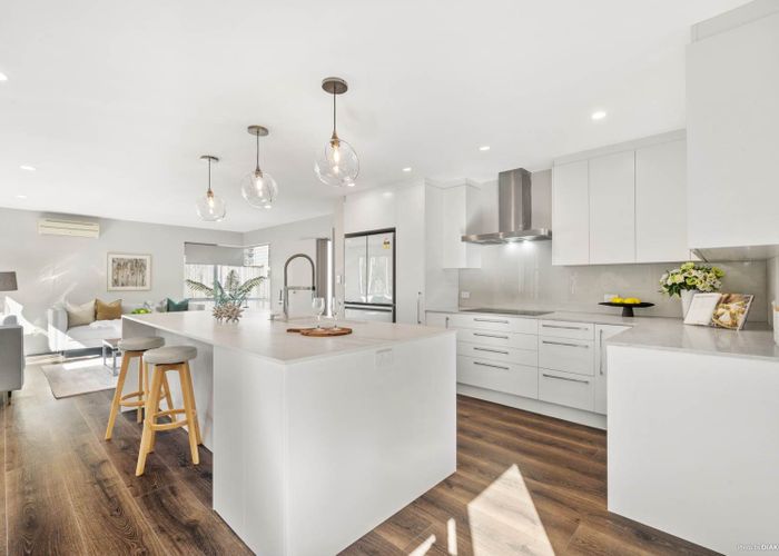  at 10 Carol Lee Place, Albany Heights, Auckland