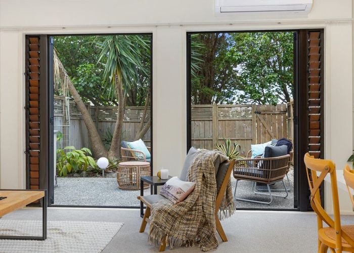  at 11/11 The Avenue, Albany, North Shore City, Auckland