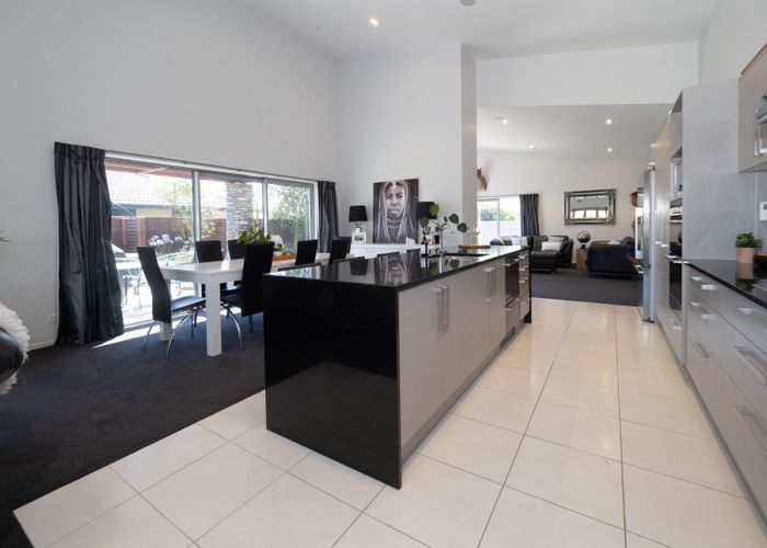  at 10 Torbay Avenue, Huntingdon, Ashburton
