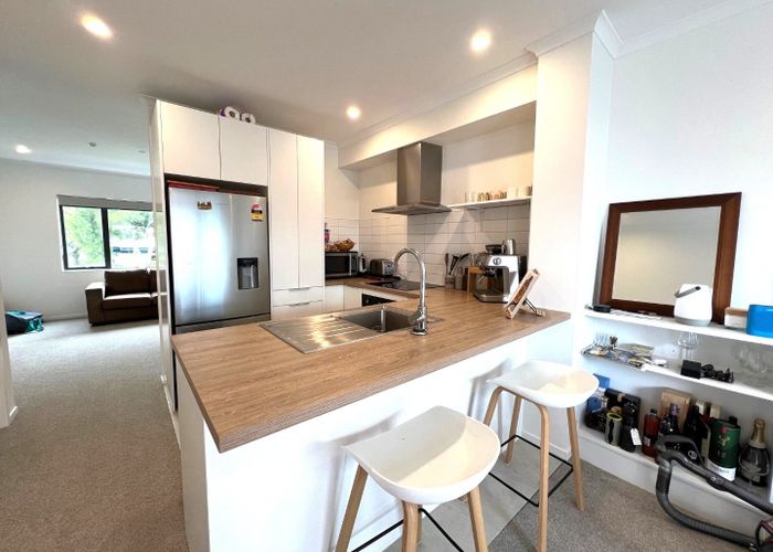  at 18 Kaokao Lane, Mangere, Manukau City, Auckland