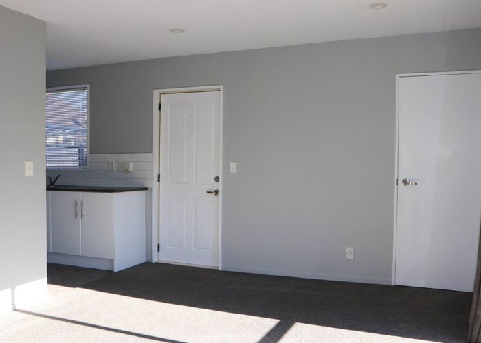 at 2E Broadbent Street, Riccarton, Christchurch City, Canterbury