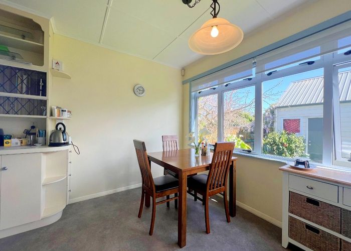  at 4 Martin Street, Fairfield, Hamilton