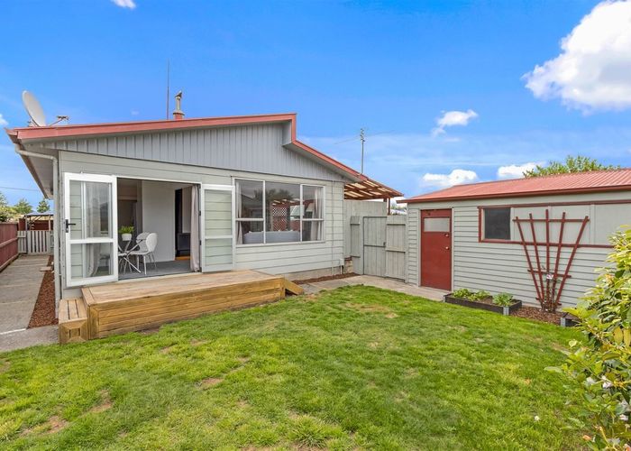  at 2/49 Brynley Street, Hornby, Christchurch