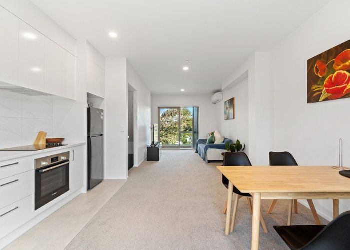  at 55A Edmonton road, Te Atatu South, Waitakere City, Auckland
