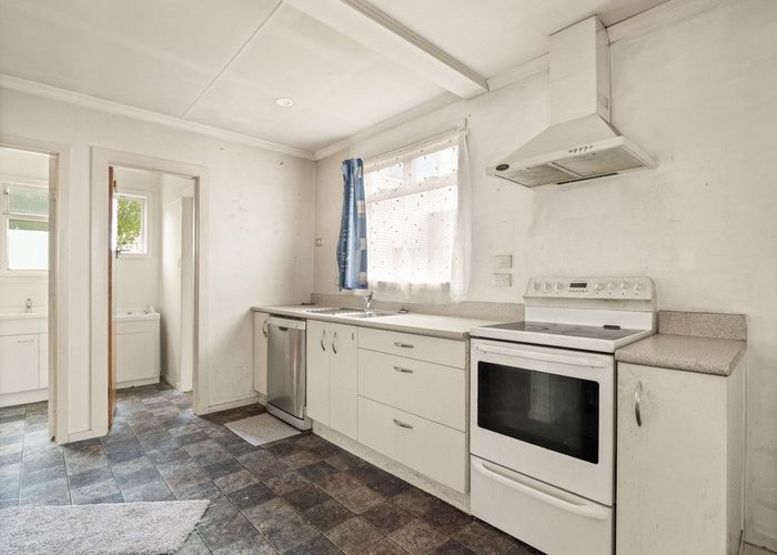  at 493 Hillside Road, Caversham, Dunedin