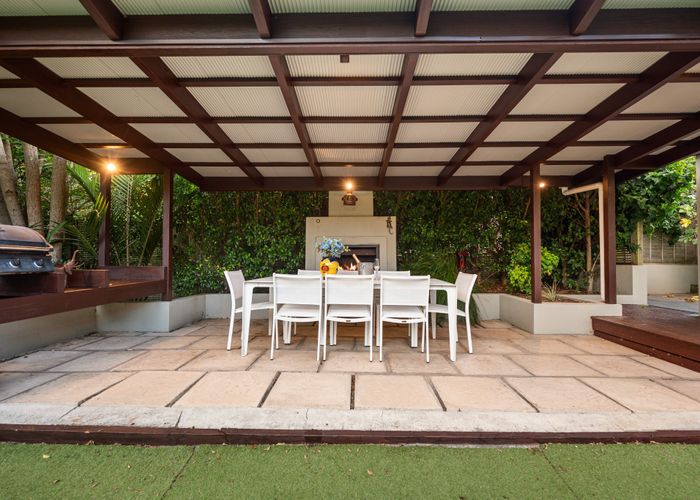  at 38 Ravenstone Place, Chatswood, Auckland