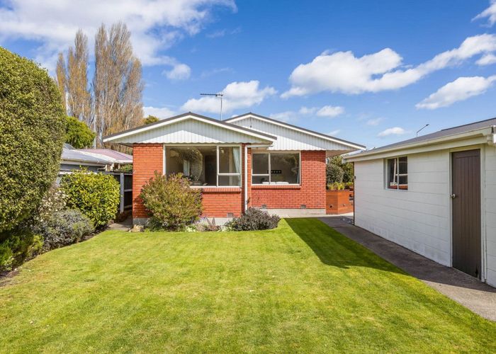  at 124 Grimseys Road, Redwood, Christchurch