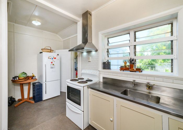  at 246 College Street, West End, Palmerston North