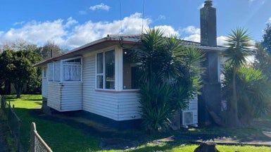  at 9 Sutton Avenue, Mangere East, Auckland