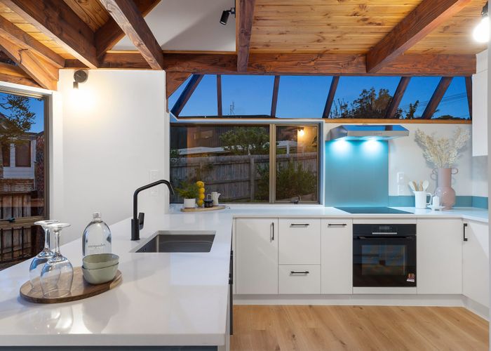  at 1A Beulah Avenue, Rothesay Bay, North Shore City, Auckland