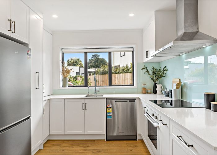  at 14 Eaglehurst Road, Ellerslie, Auckland