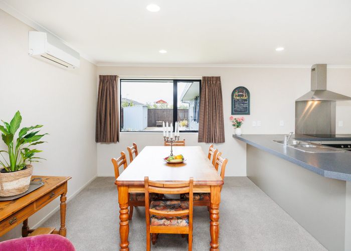  at 76 Geneva Terrace, Kelvin Grove, Palmerston North, Manawatu / Whanganui