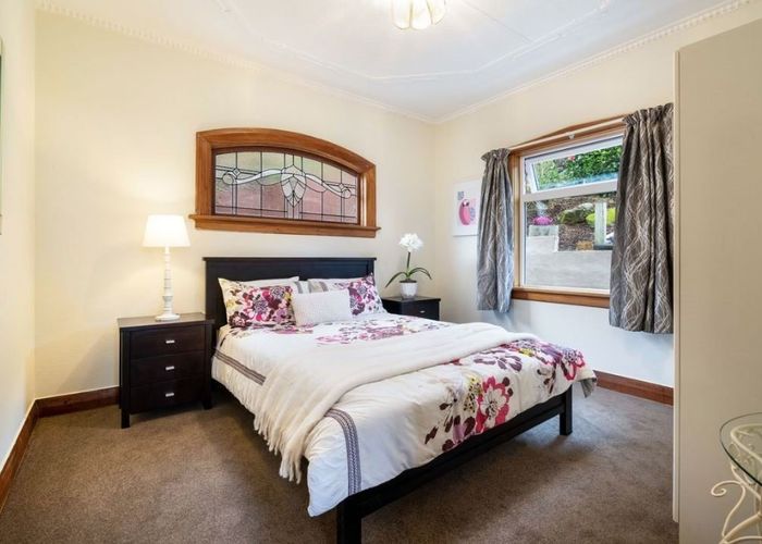  at 20 Barr Street, Kenmure, Dunedin