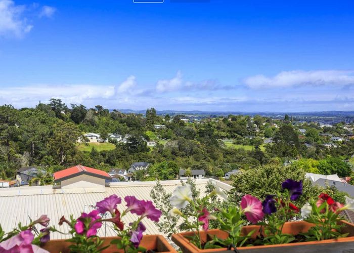  at 2/38 Birkdale Road, Birkdale, Auckland