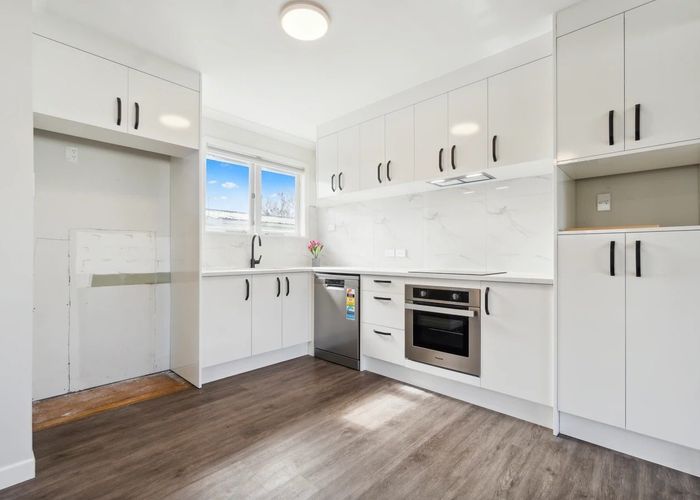  at 42 Churchill Avenue, Manurewa, Manukau City, Auckland