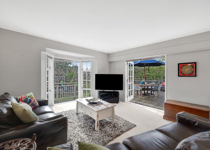 at 32 Harford Place, Pakuranga Heights, Auckland