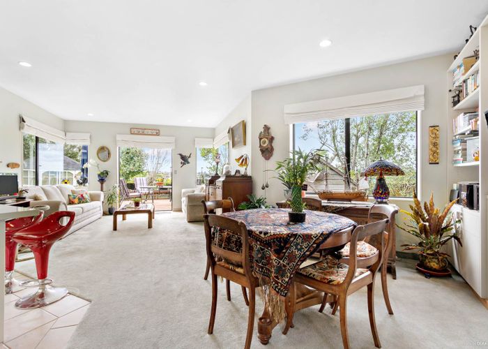  at 33 Picasso Drive, West Harbour, Auckland