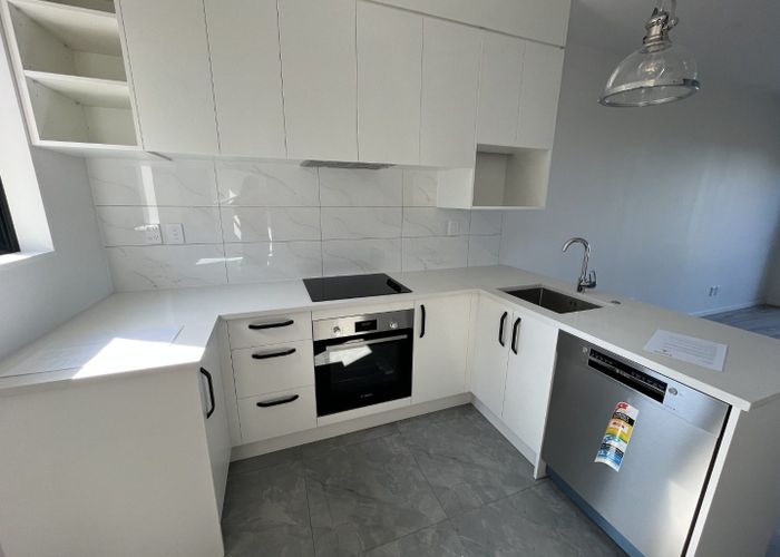  at 18/241 Don Buck Road, Massey, Auckland