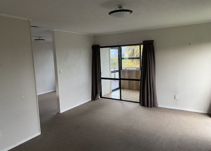  at 92 Lord Street, Stokes Valley, Lower Hutt, Wellington