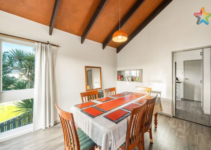  at 8 Ilam Grove, Kelson, Lower Hutt