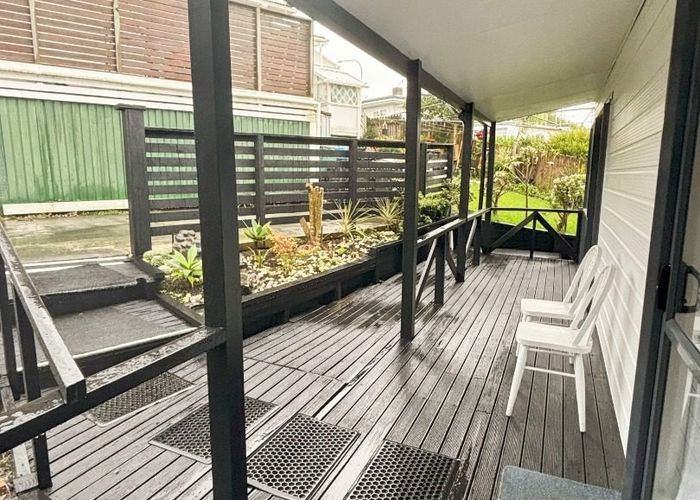  at 93 Cook Street, Howick, Auckland