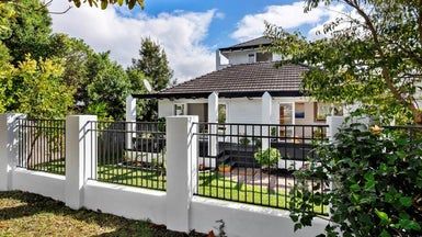  at 1/206 East Coast Road, Forrest Hill, Auckland