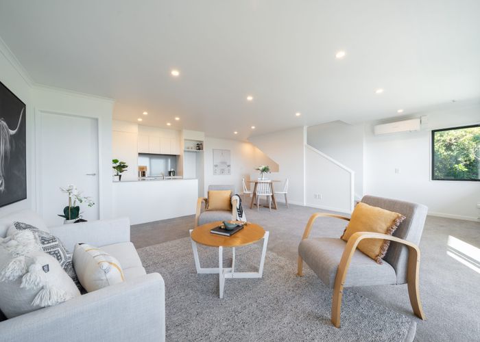  at 8/26 View Road, Titahi Bay, Porirua, Wellington