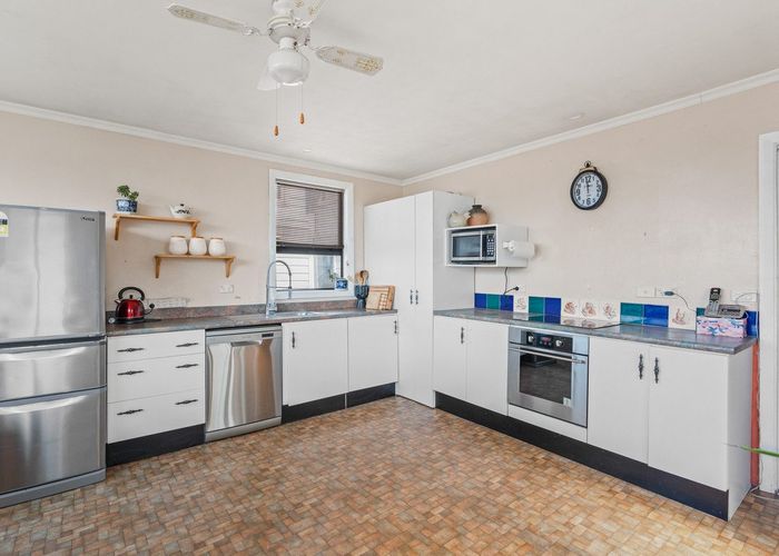  at 23 Cole Street, Caversham, Dunedin, Otago