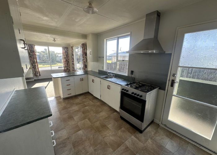  at 39 Robinson Crescent, Westbrook, Palmerston North