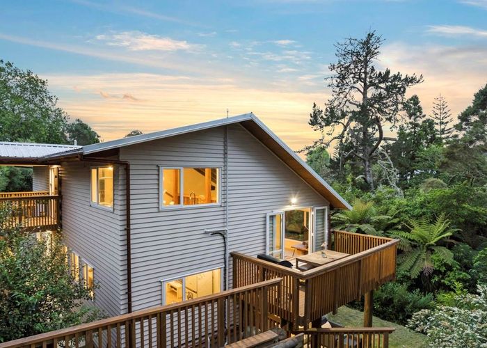  at 9A Mirage Place, Beach Haven, Auckland
