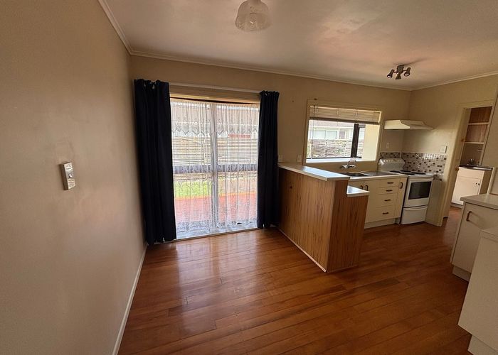  at 2/11 Verdi Street, Papatoetoe, Manukau City, Auckland