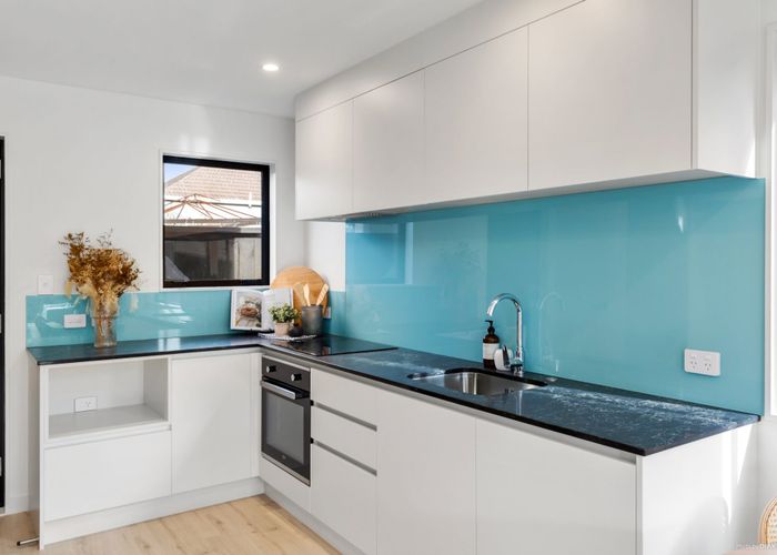 at 329 D Rangatira Road, Beach Haven, North Shore City, Auckland