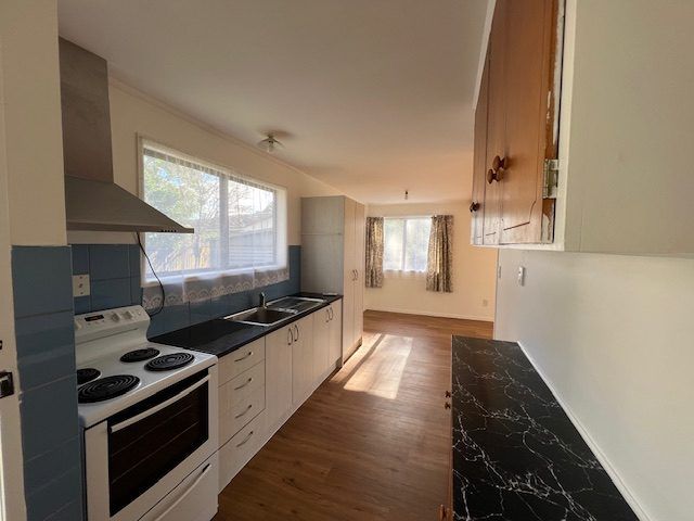  at 4 Elvira Place, Ranui, Waitakere City, Auckland