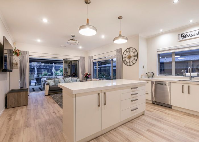  at 14 Timberland Drive, Silverdale, Silverdale