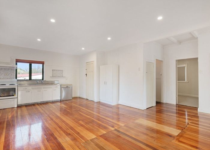  at 121A Forest Lake Road, Forest Lake, Hamilton