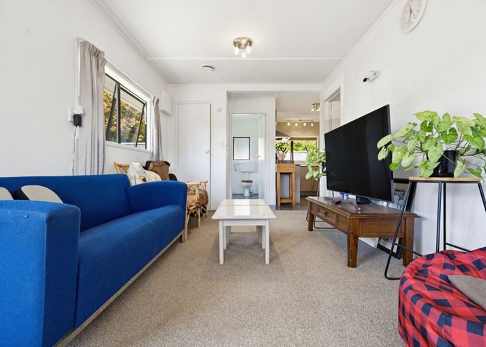  at 2/1 Glengarry Place, Lake Taupo, Taupo, Waikato