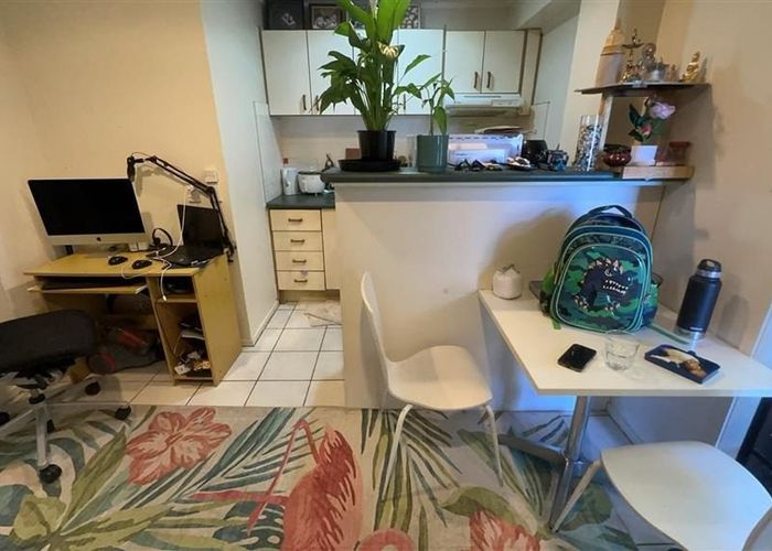  at Room Downstairs/F/40A  Monteith Cres, Remuera, Auckland City, Auckland