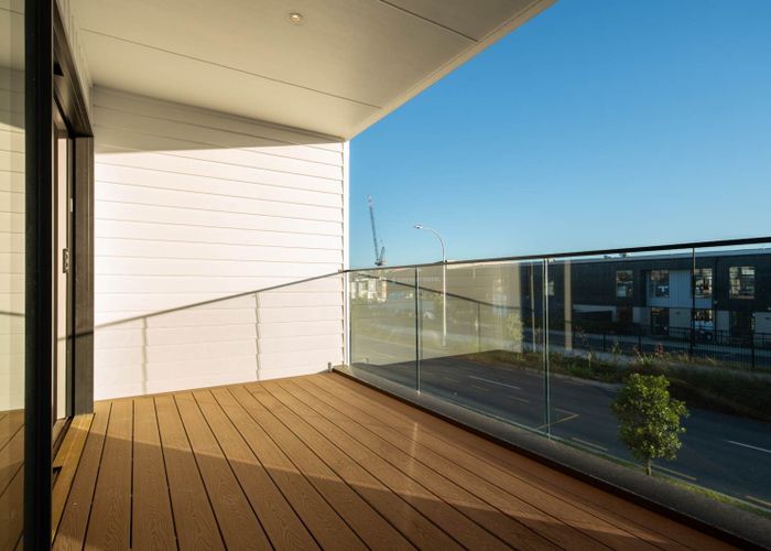  at 5/10 Scott Road, Hobsonville, Waitakere City, Auckland