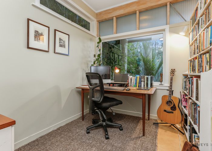  at 4 Opou Road, Titirangi, Auckland