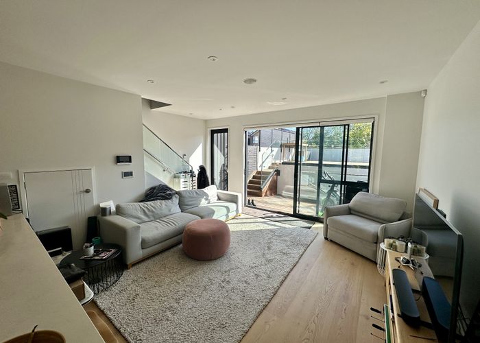  at 11 He Ana Way, Mount Albert, Auckland