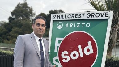  at 9 Hillcrest Grove, Hillpark, Auckland