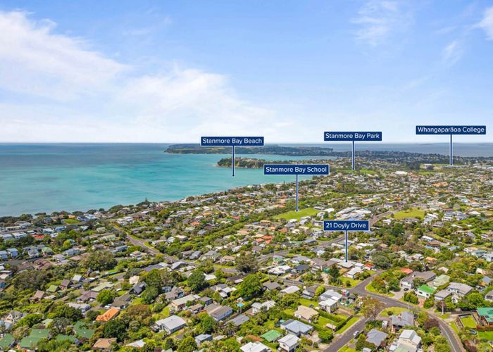  at 21 D'Oyly Drive, Stanmore Bay, Rodney, Auckland