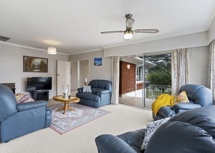  at 10 Tomlinson Street, Hillpark, Auckland