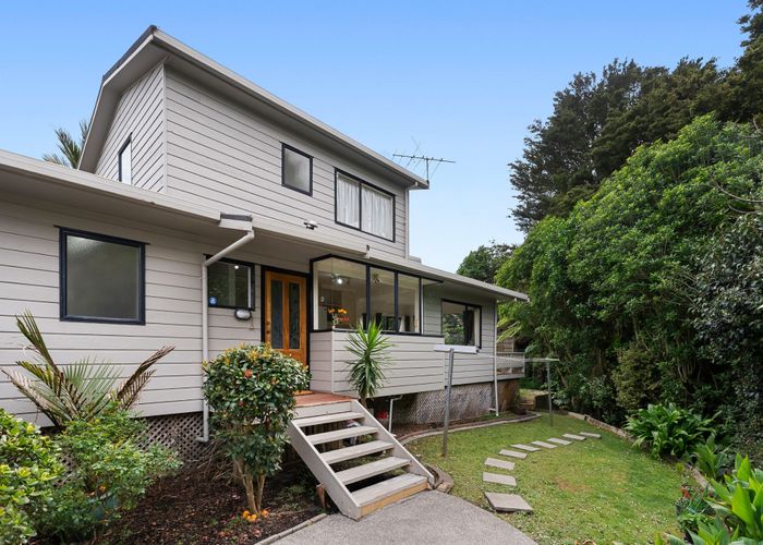  at 99A Redoubt Road, Goodwood Heights, Manukau City, Auckland